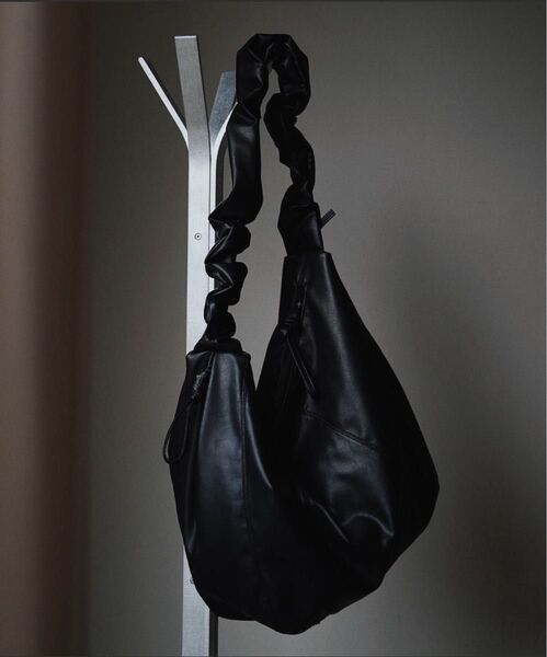 WYM LIDNM ARTIFICIAL GRAIN SHOULDER BAG ボディバッグ 斜め掛けバッグ レザー