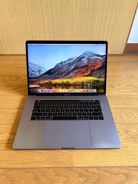Apple MacBook Pro 15インチ 2016 Core i7 RAM 16GB SSD 512GB