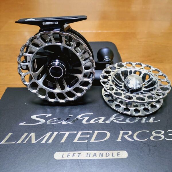 未使用品 セイハコウ リミテッド RC83 SHIMANO シマノ 左巻き 定価96250円(税込) フラッグシップ ドラグ付き