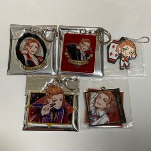 ツイステッドワンダーランド ケイト・ダイヤモンド アクリルキーホルダーセット