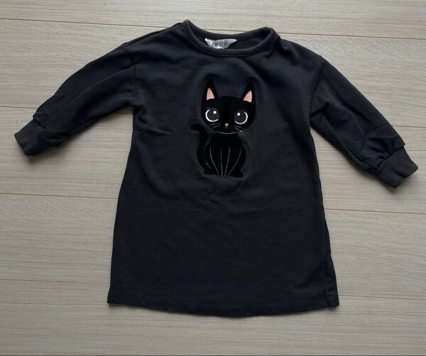 H&M 黒猫刺繍 長袖チュニック 98cm