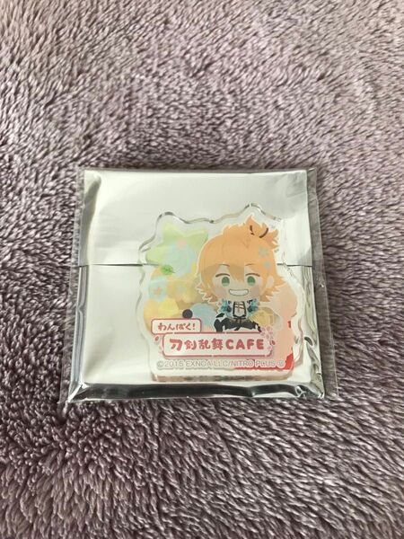 刀剣乱舞 わんぱく カフェ アクリルマグネット ウエハースカード 浦島虎徹