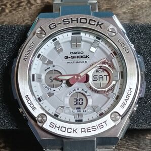 CASIO G-SHOCK GST-W1100 タフソーラー 未使用近い 早い者勝ちです。