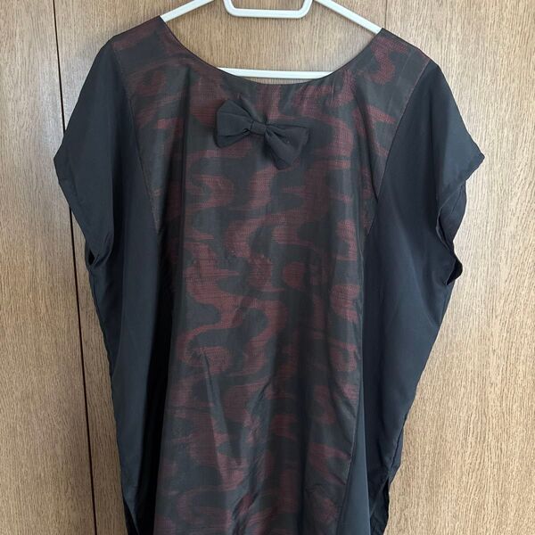未使用 大島 着物リメイクハンドメイド 3Lくらい 手縫い トップス ブラウス サラサラ生地 カットソー ブラック 半袖