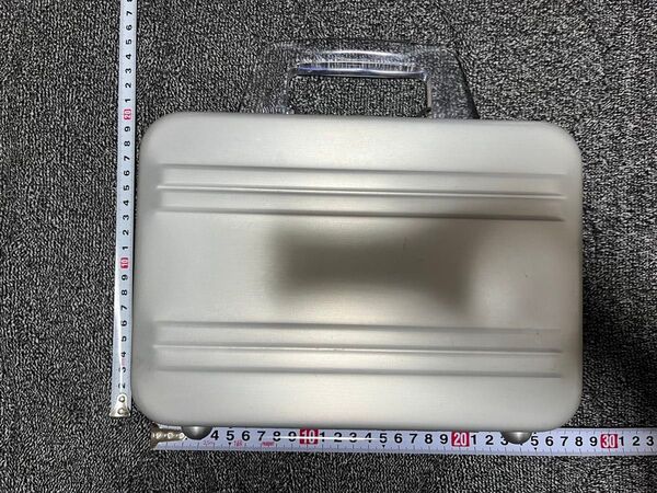 希少 ZERO HALLIBURTON ゼロハリバートン ミニ アタッシュケース ハンドバッグ アルミニウム シルバー