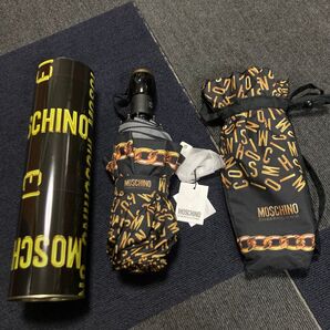 新品未使用タグ付き正規品 MOSCHINO モスキーノ 折りたたみ傘 黒金 箱付 傘 レディース ユニセックス メンズ