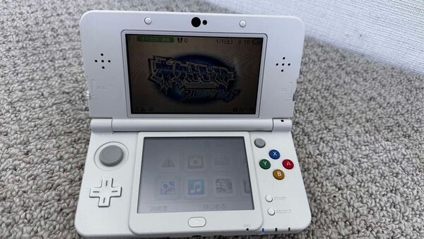 Nintendo 任天堂 ニンテンドー3DS ホワイト ソフト付き
