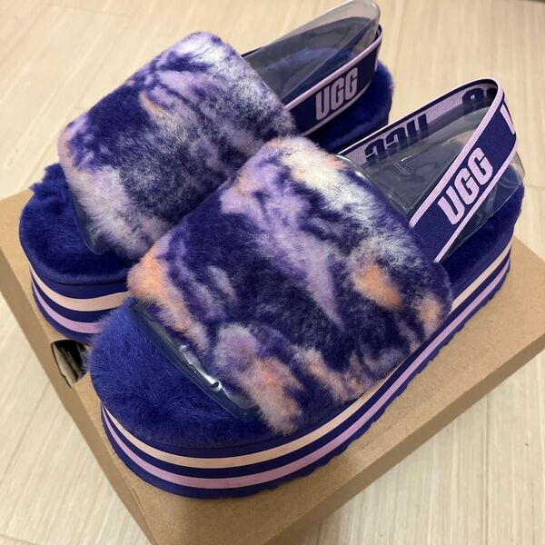 美品!UGG 厚底サンダル W DISCO MARBLE SLIDE
