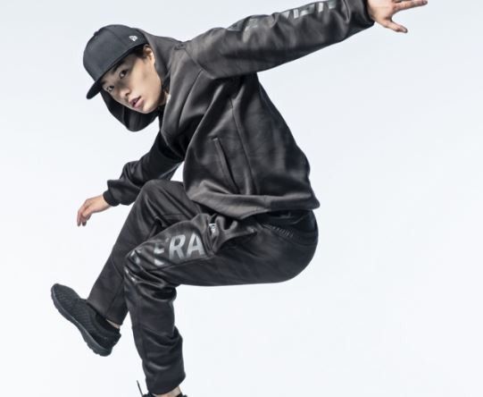NEW ERA ウォームアップジャケット グレーカモ柄 S 乃木坂