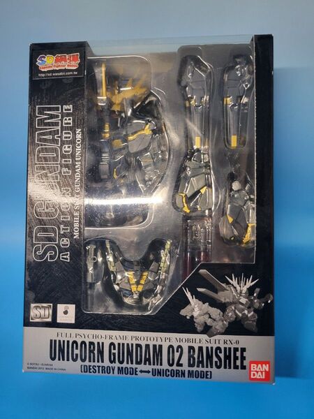 BANDAI SD GUNDAM ACTION FIGURE UNICORN GUNDAM 02 BANSHEE