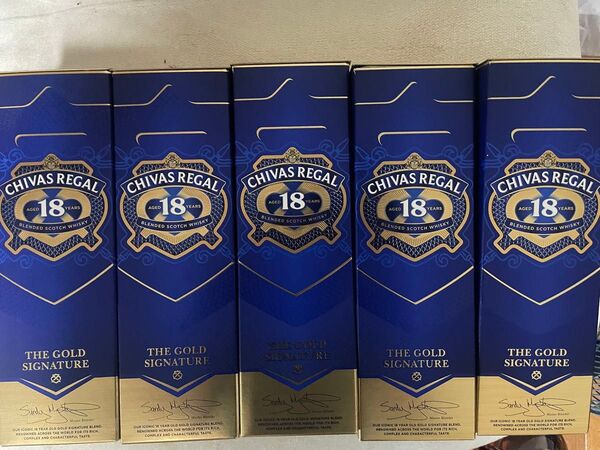 シーバスリーガル 18年 ゴールドシグネチャー 700ml ×5本セット