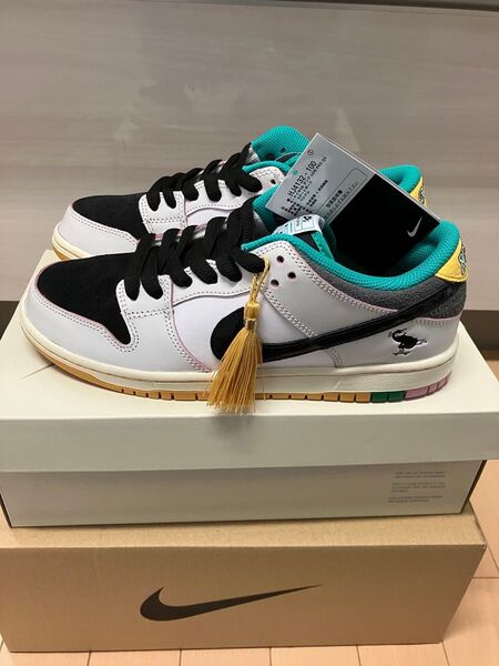 週末価格限定 CSEF × Nike SB Dunk Low Pro QS "White and Black" 26.5㎝
