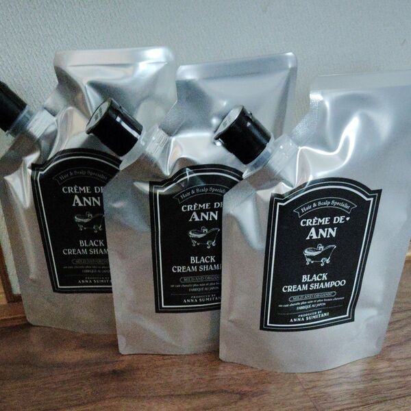 クレムド・アン ブラッククリームシャンプー レフィル 300g×3個