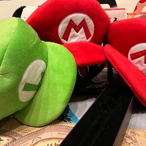 ユニバーサルスタジオジャパン公式 マリオ、ルイージぬいぐるみハット 3つ マジック部分も綺麗です。カウントダウンボーナス中メガネ付