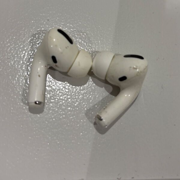 【ジャンク品】ギズありAirPods Pro 充電ケースなし