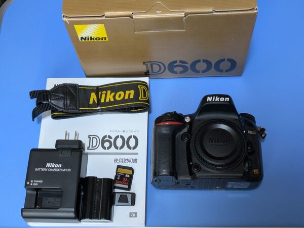 【美品完動品】Nikon D600 ボディ おまけ付き【24時間即送】フルサイズFX 本体