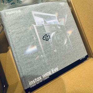 新品未開封 instax WIDE Evo Black チェキ