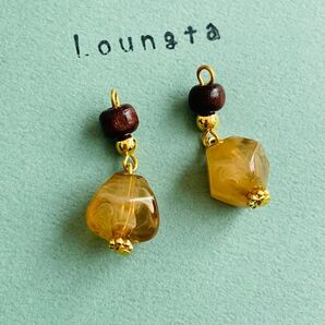 853ハンドメイドピアス 樹脂ピアス 金属フック 高品質樹脂ピアス 個性派ピアス イヤリング ノンホールイヤリング