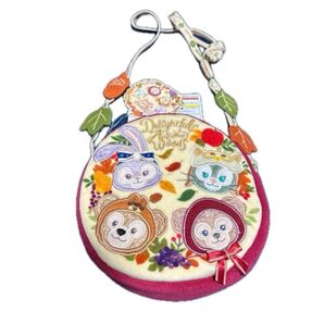 ★秋のぼうけんダッフィー パスケースショルダー新品未使用 ダッフィー シェリーメイ ジェラトーニ ステラルー