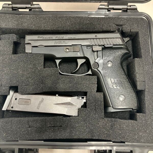 タナカ SIG SAUER P229 GBB ブラック 800gオーバー