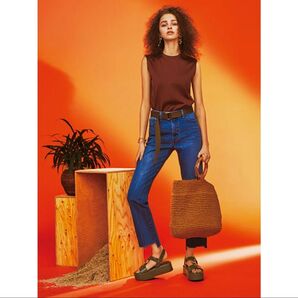 ベーシックノースリーブTシャツ