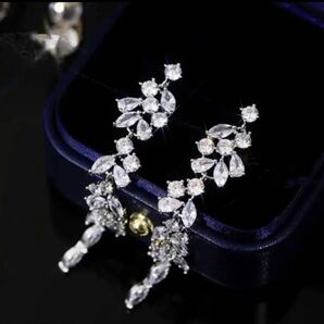 ロング 高品質 イヤリング ブライダル アクセサリー 結婚式 お呼ばれ パーティ キュービックジルコニア シルバー