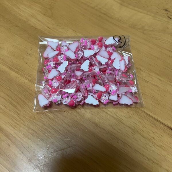 ②ネイルパーツ キティ