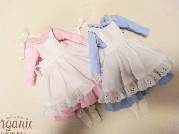 リカちゃんキャッスル制服 着せ替え服 メイド風 ピンクとブルー