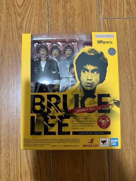 S.H.フィギュアーツ ブルース リー BRUCE LEE 布製衣装付き フィギュア