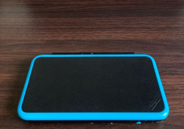 Newニンテンドー 2DS LL ブラック×ターコイズ