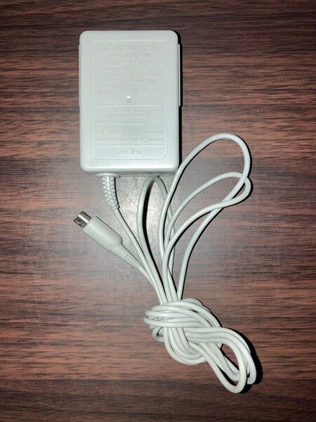 ACアダプター WAP-002(JPN) 充電器 DSi 3DS 2DS 純正 LL New 任天堂 ニンテンドー