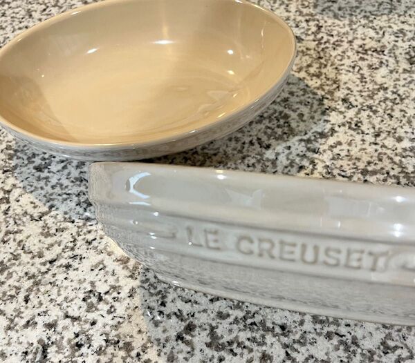ル・クルーゼ(Le Creuset) ボウル オーバル・ボール 23cm 2個 パスタ皿 カレー皿 深皿