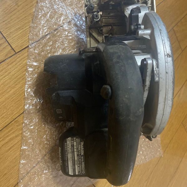 makita 充電式マルノコ HS631D