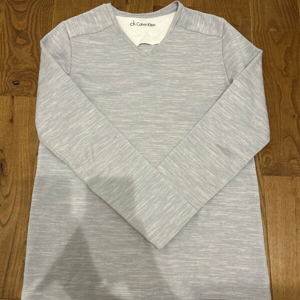 Calvin Klein Vネック長袖Tシャツ グレー メンズ Mサイズ