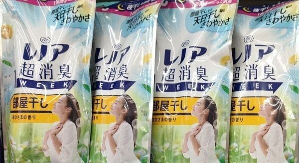 レノア 超消臭1WEEK 部屋干し おひさまの香り容量370ml 4袋