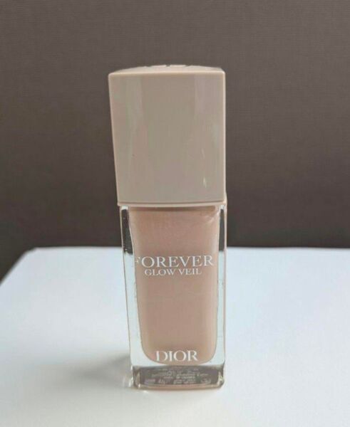 Dior スキンフォーエヴァー グロウヴェール