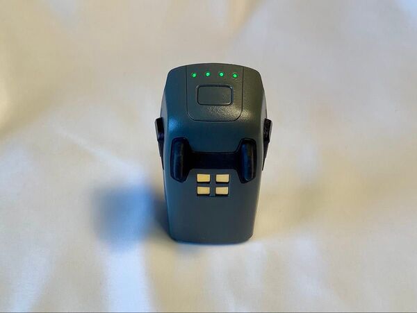 DJI Spark スパーク バッテリー DJI純正 美品中古(充電回数5回) 充電、ファームウェア更新、ドローン飛行確認済