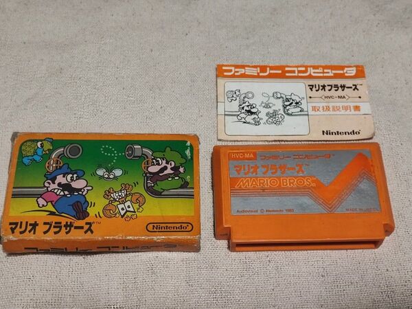 マリオブラザーズ 箱 ファミコン