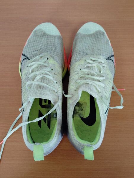 NIKE テンポネクスト 26.5