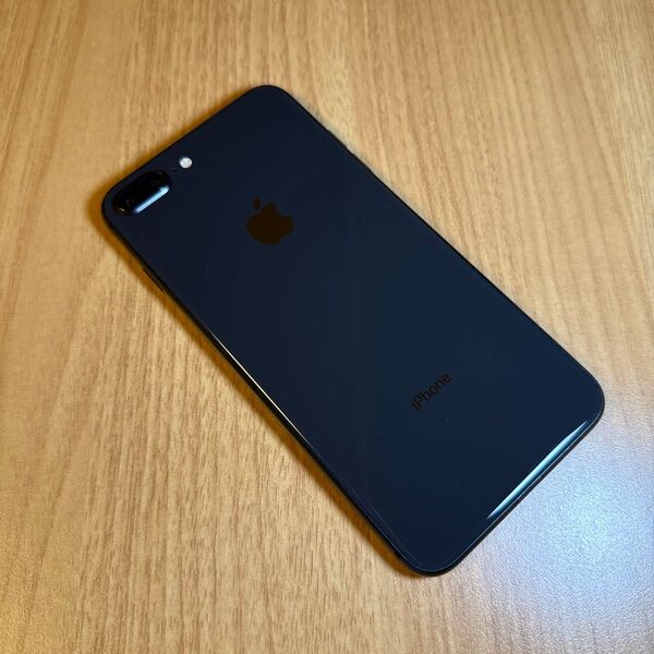 【美品】iPhone8 Plus スペースグレイ 64GB SIMフリー ※バッテリー純正品※