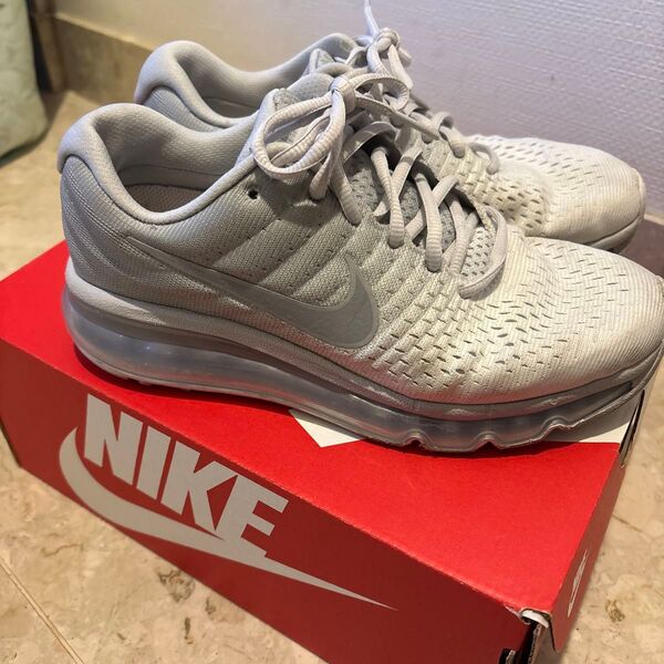 NIKE AIR MAX 2017 ランニングシューズ ライトグレー 24cm