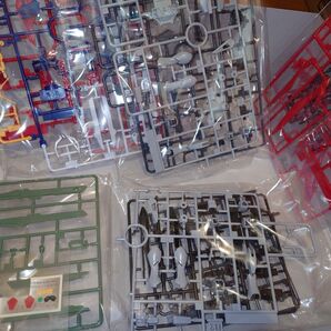 未組立 HG デスティニーガンダム Spec II のみ ゼウスシルエット欠品 デスティニー 単品 ガンダムSEED