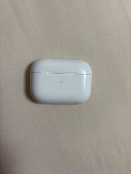 AirPods Pro 第一世代 イヤホン+ケース+充電コード*充電器は付きませんタイプB 傷・汚れあり