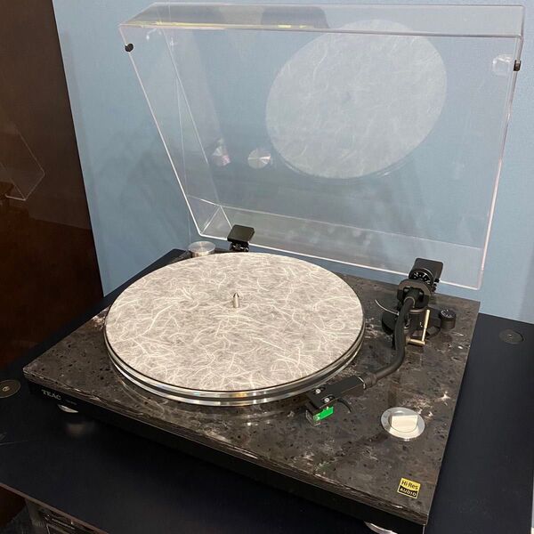 TEAC TN-570 レコードプレーヤー フォノアンプ内蔵