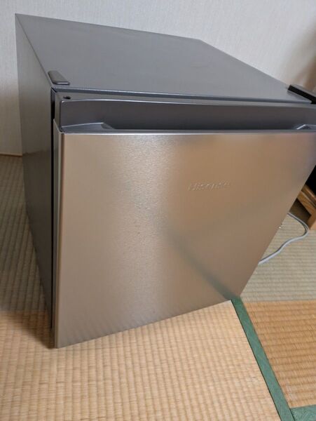 小型冷蔵庫