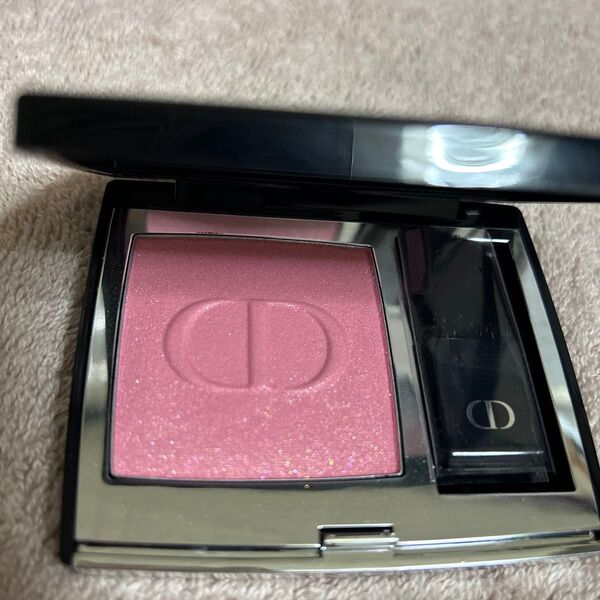 Dior スキンルージュブラッシュ チーク 212