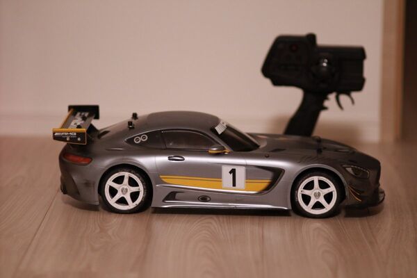 タミヤ xb pro Mercedes-Benz AMG GT