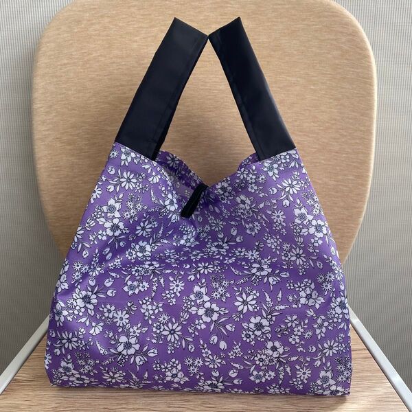 エコバッグ ハンドメイド コンビニ お弁当 折り畳み 撥水 小花柄 フラワー パープル ブラック