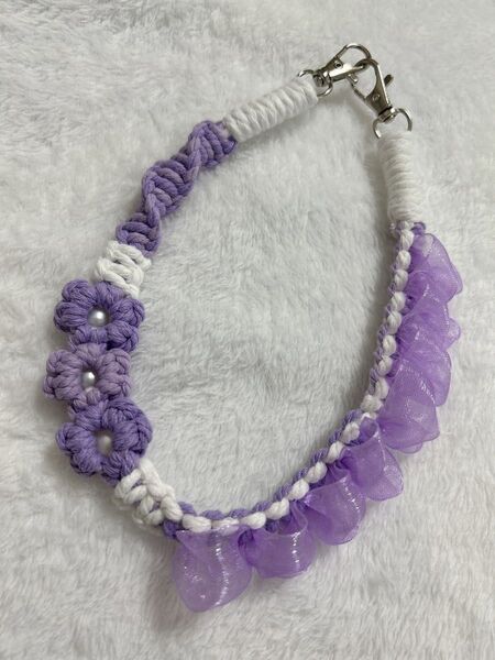 スマホストラップ ハンドメイド マクラメ 紫 チュールストラップ ハンディファンストラップ