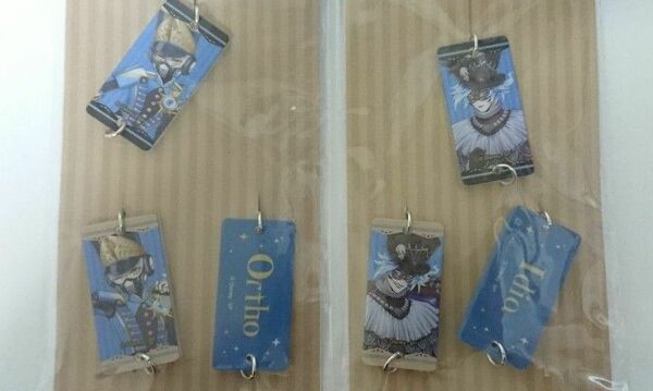 ツイステ イデア オルト アクリルチャーム セット